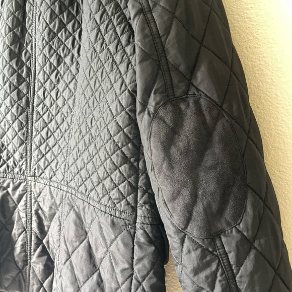 (2 for $20) Stylish quilted black jacket. Size 8 - Picture 7 of 9